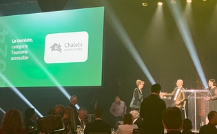 Chalets Lanaudière remporte le Prix Tourisme Accessible 2024